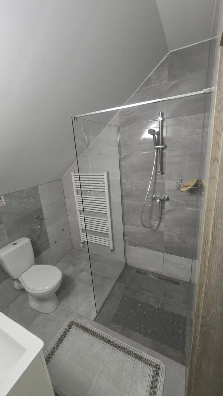 Apartmani Marijamagdalena Gračac Zewnętrze zdjęcie